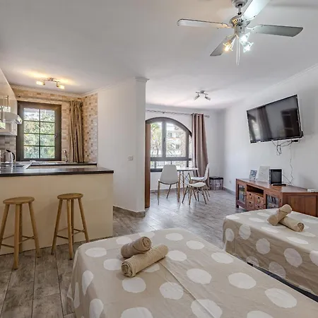 Estudio Reformado Parque Santiago 1 Apartman